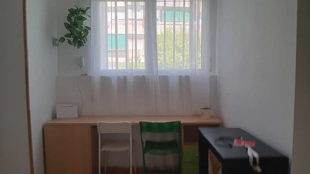 El Colmenar Habitaciones Madrid Bagian luar foto