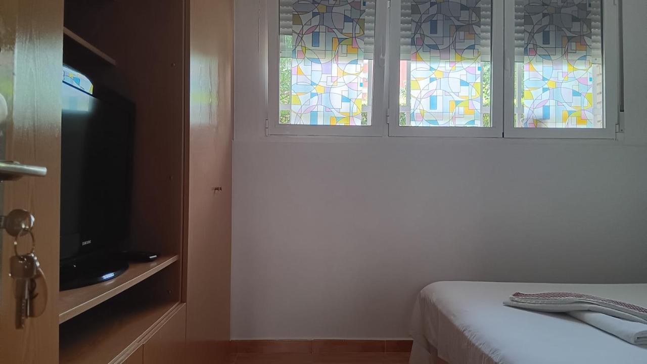 El Colmenar Habitaciones Madrid Bagian luar foto
