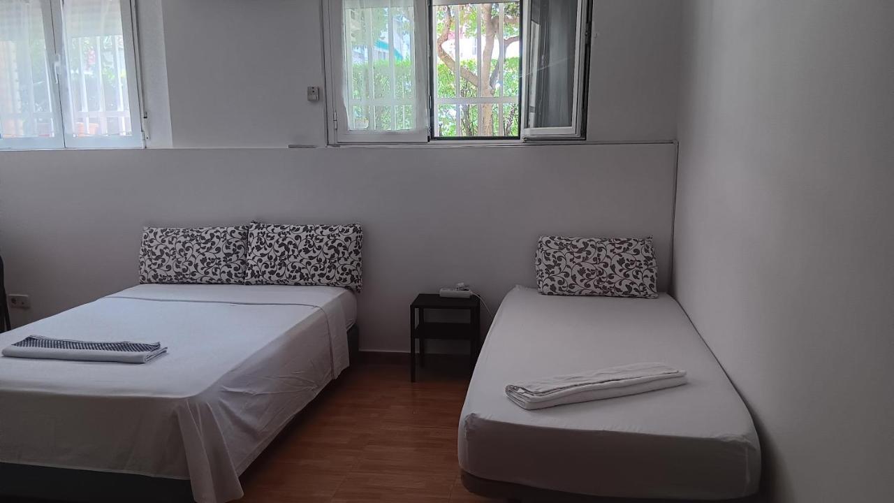 El Colmenar Habitaciones Madrid Bagian luar foto